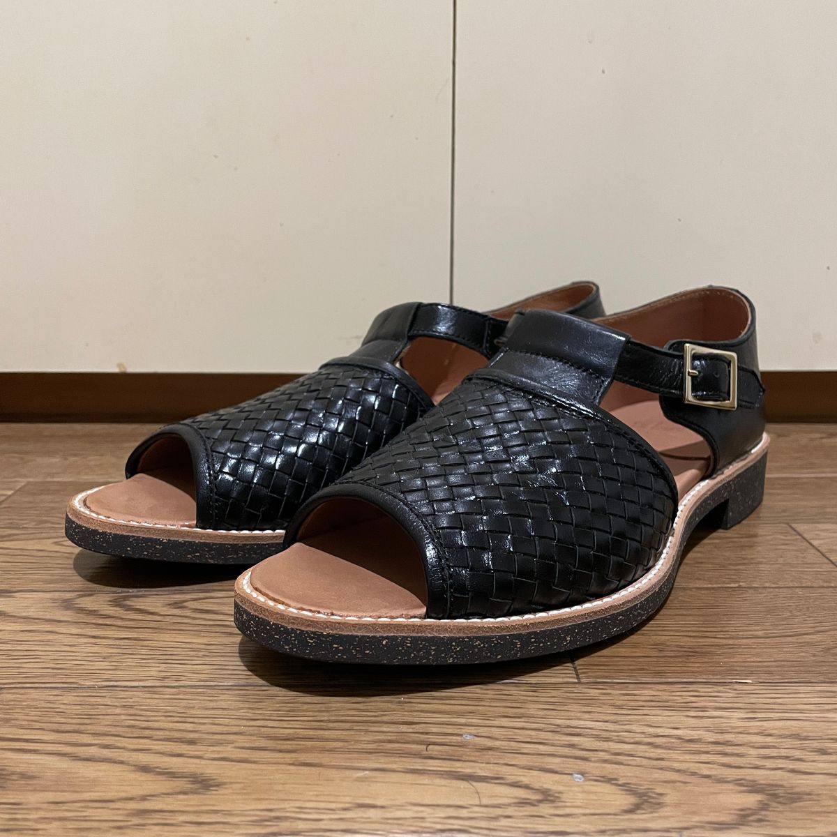 Dapper’s Classical Horsehide Mesh Sandals