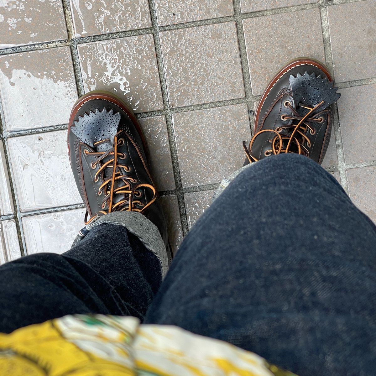急に雨降って来た