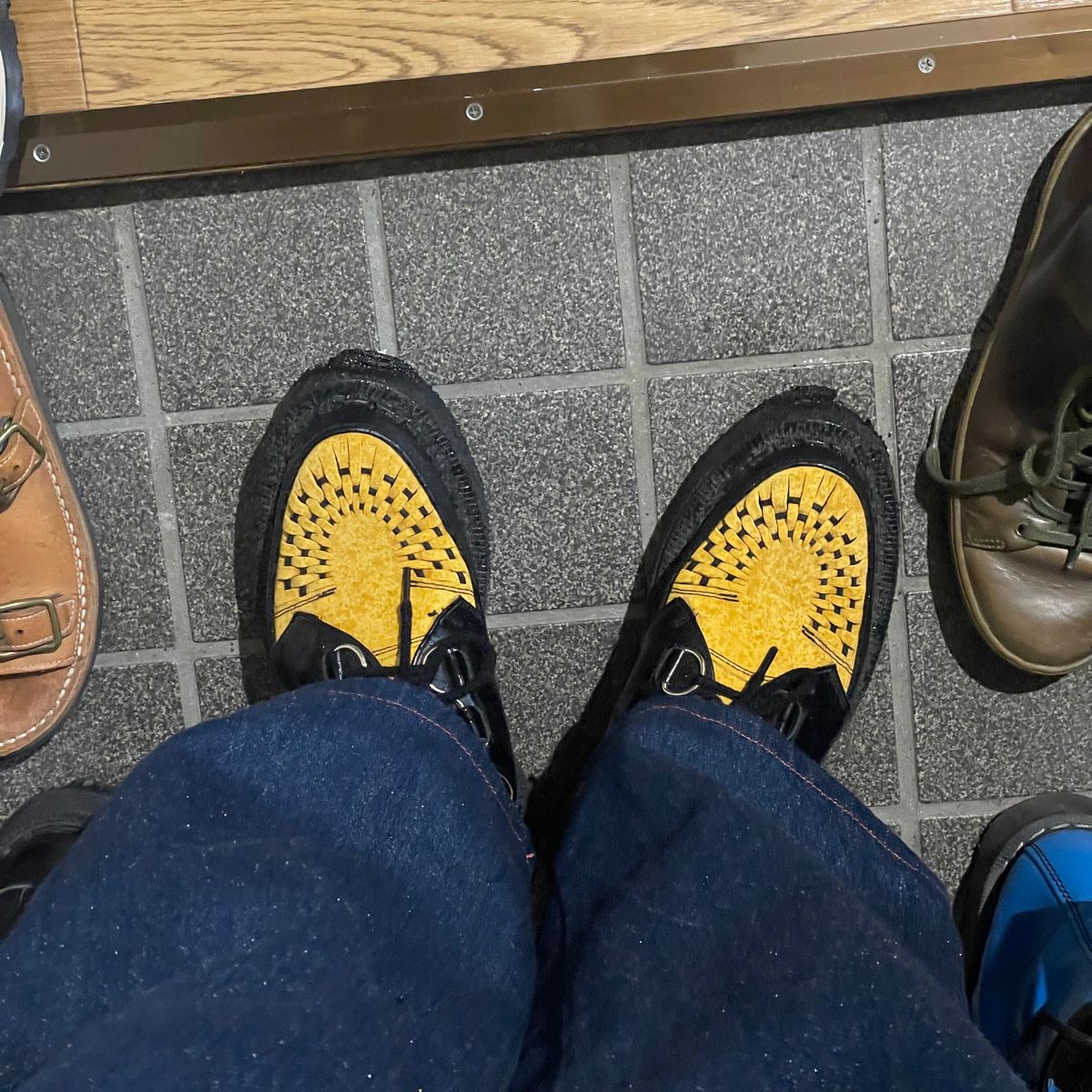 お店空いてなかった