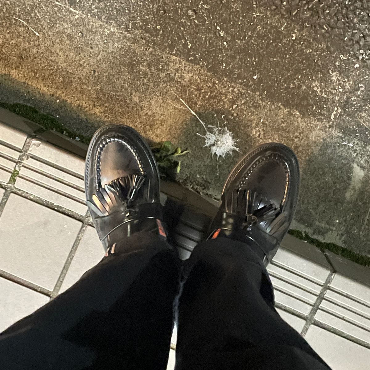 コンビニ行くか