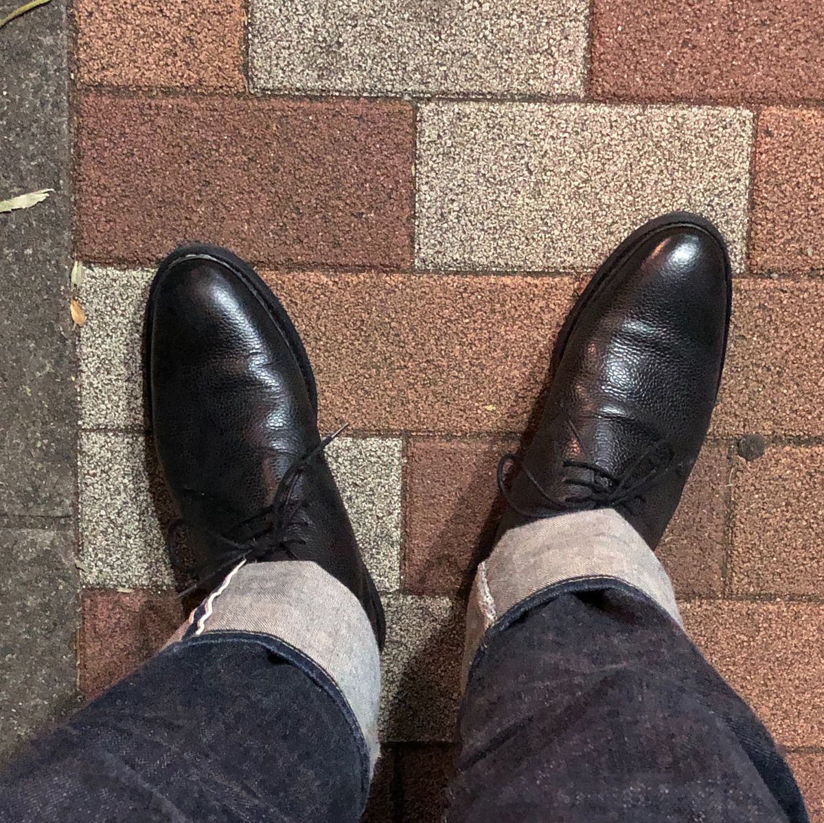 明日火曜やんけ