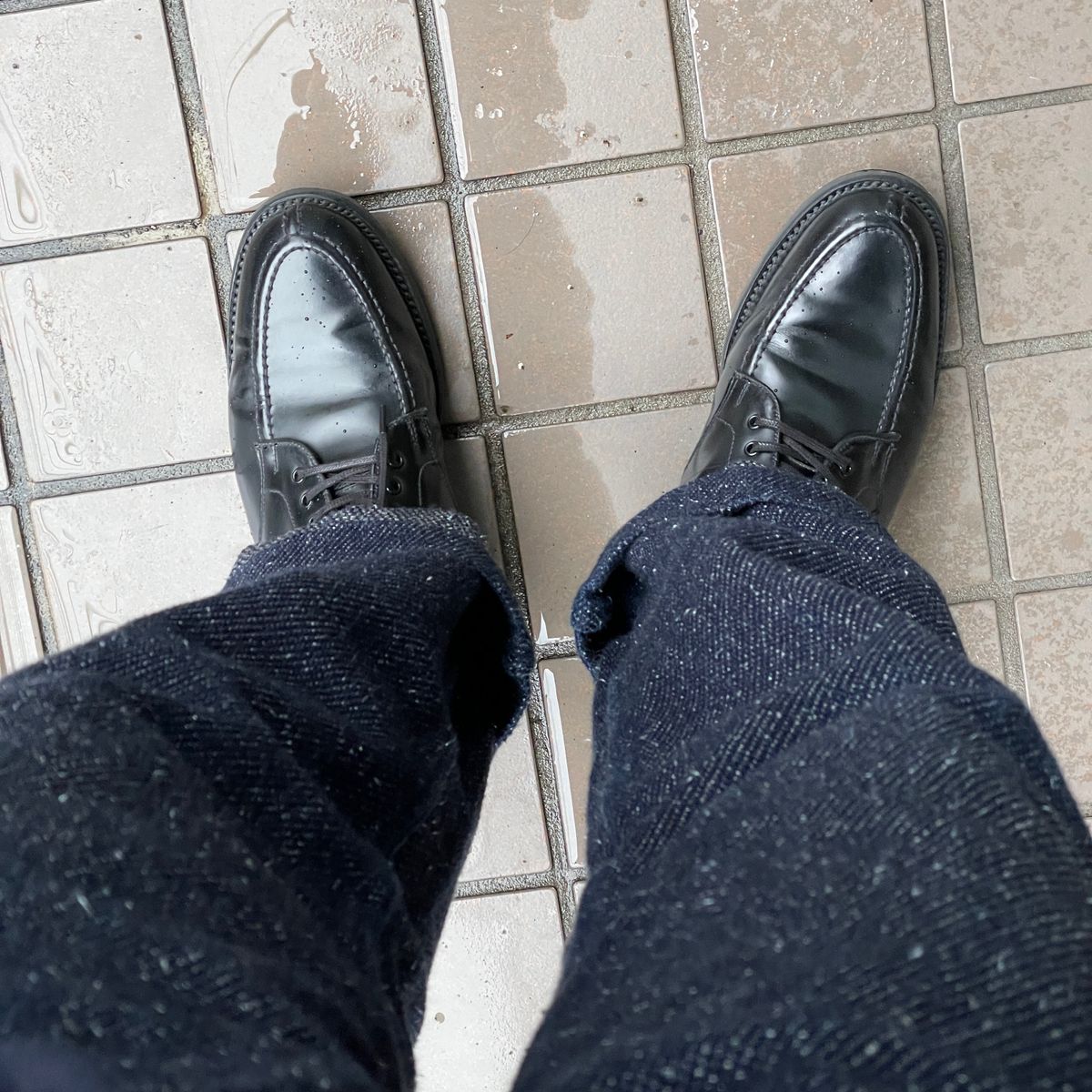 朝ごはん買ってくる