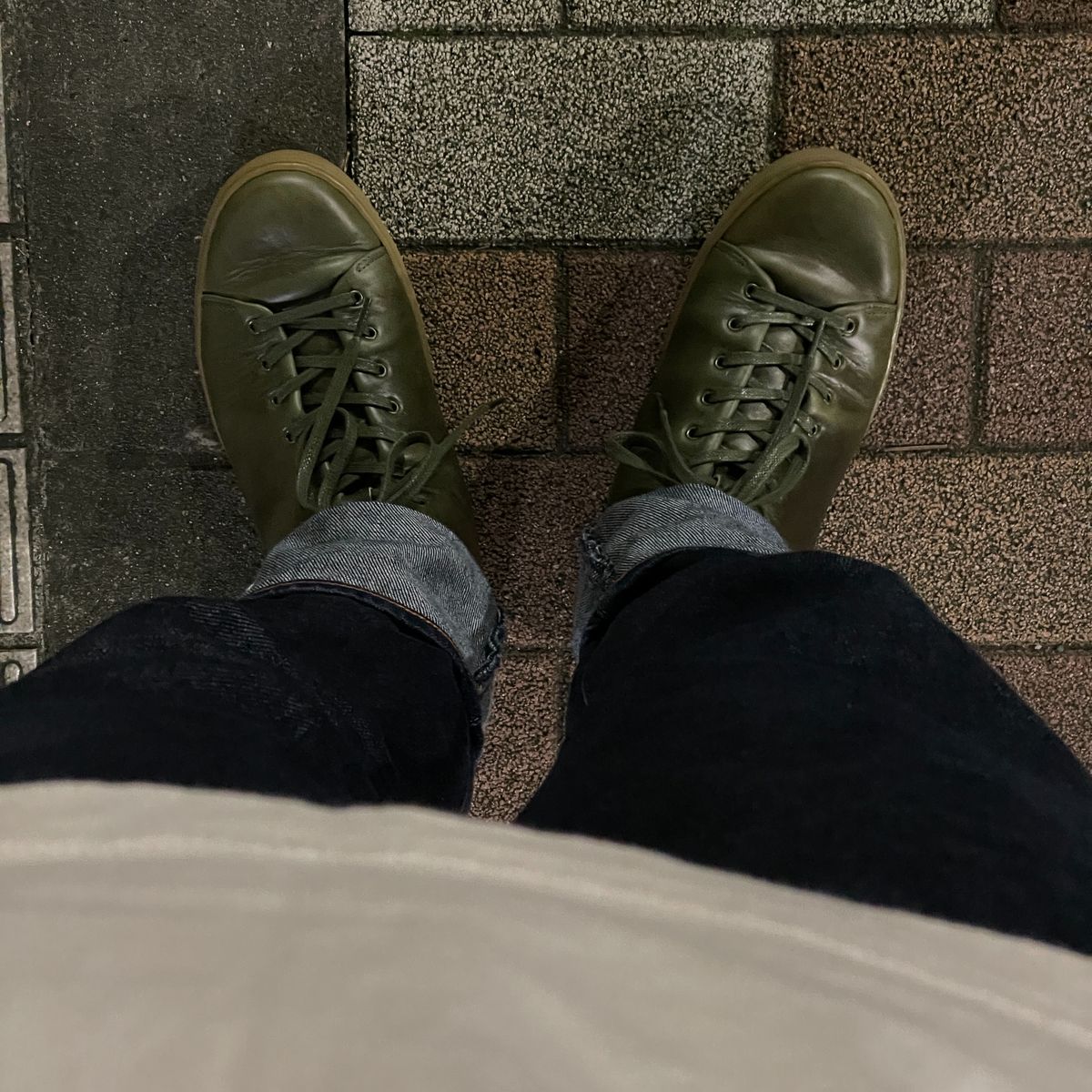 本読むか