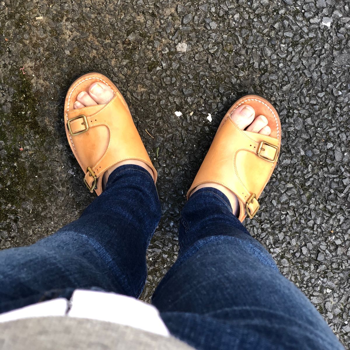 朝ごはんを買いに