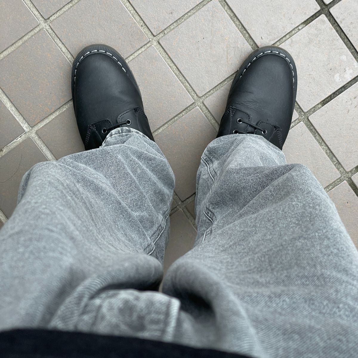 朝から雨か