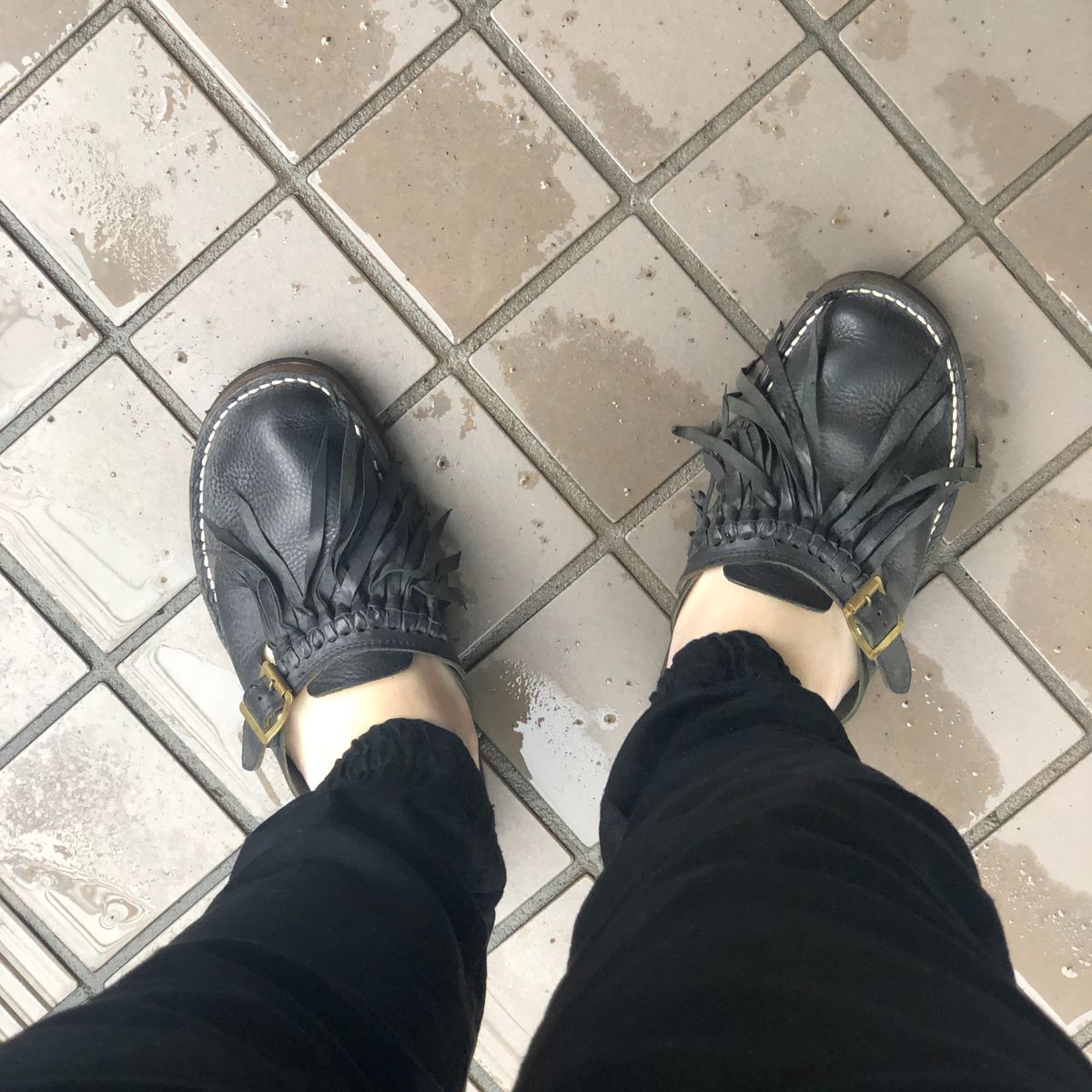 雷すごかったな