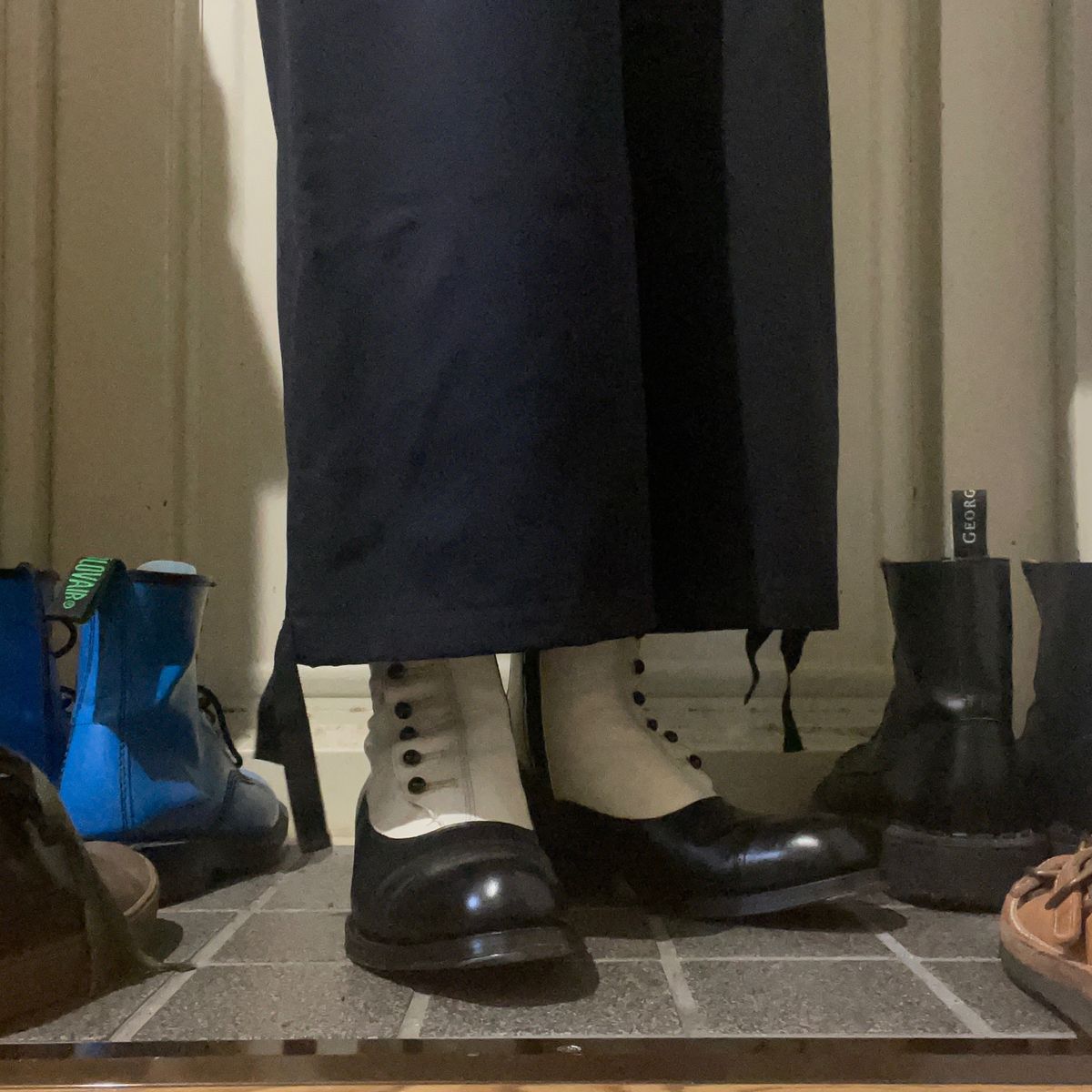 atoのワイドパンツ