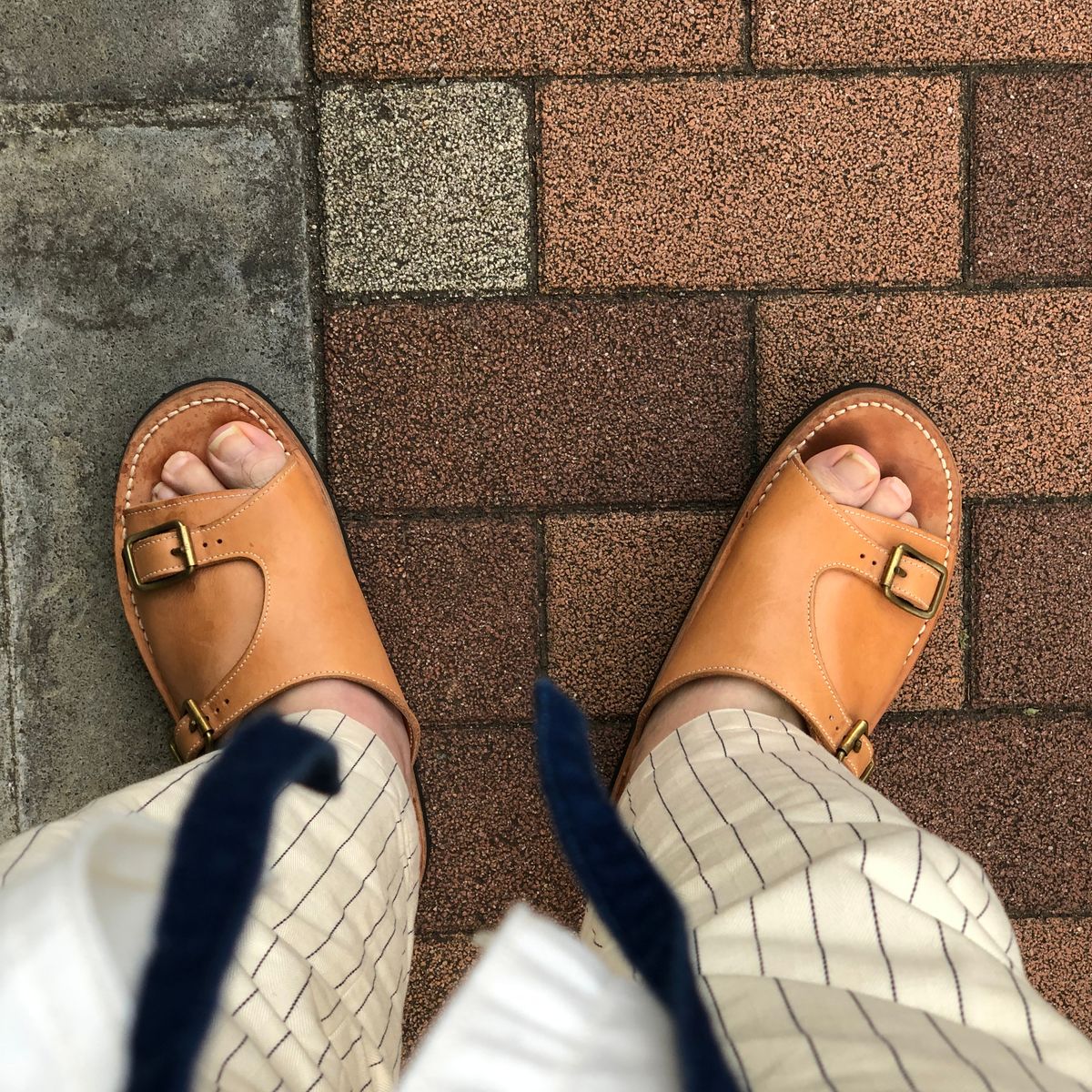 朝ごはんを買いに