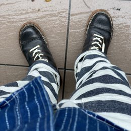 雨めちゃるり降るやん