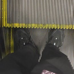 アートフェアに行く