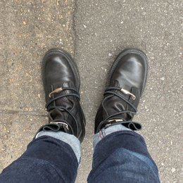 パンツは太い方がいい