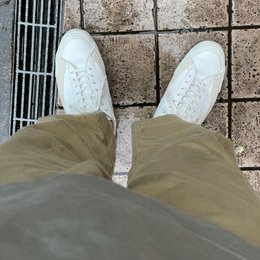 ずっと雨やん