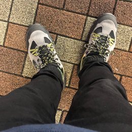 雨なのでケバブ