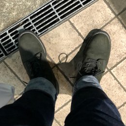 今日はスーパーで