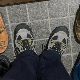 歩くか