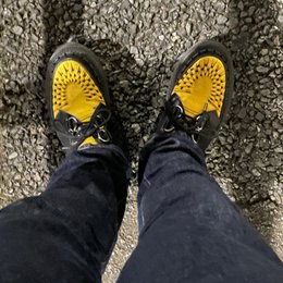 KNEE強すぎる