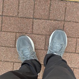 走る